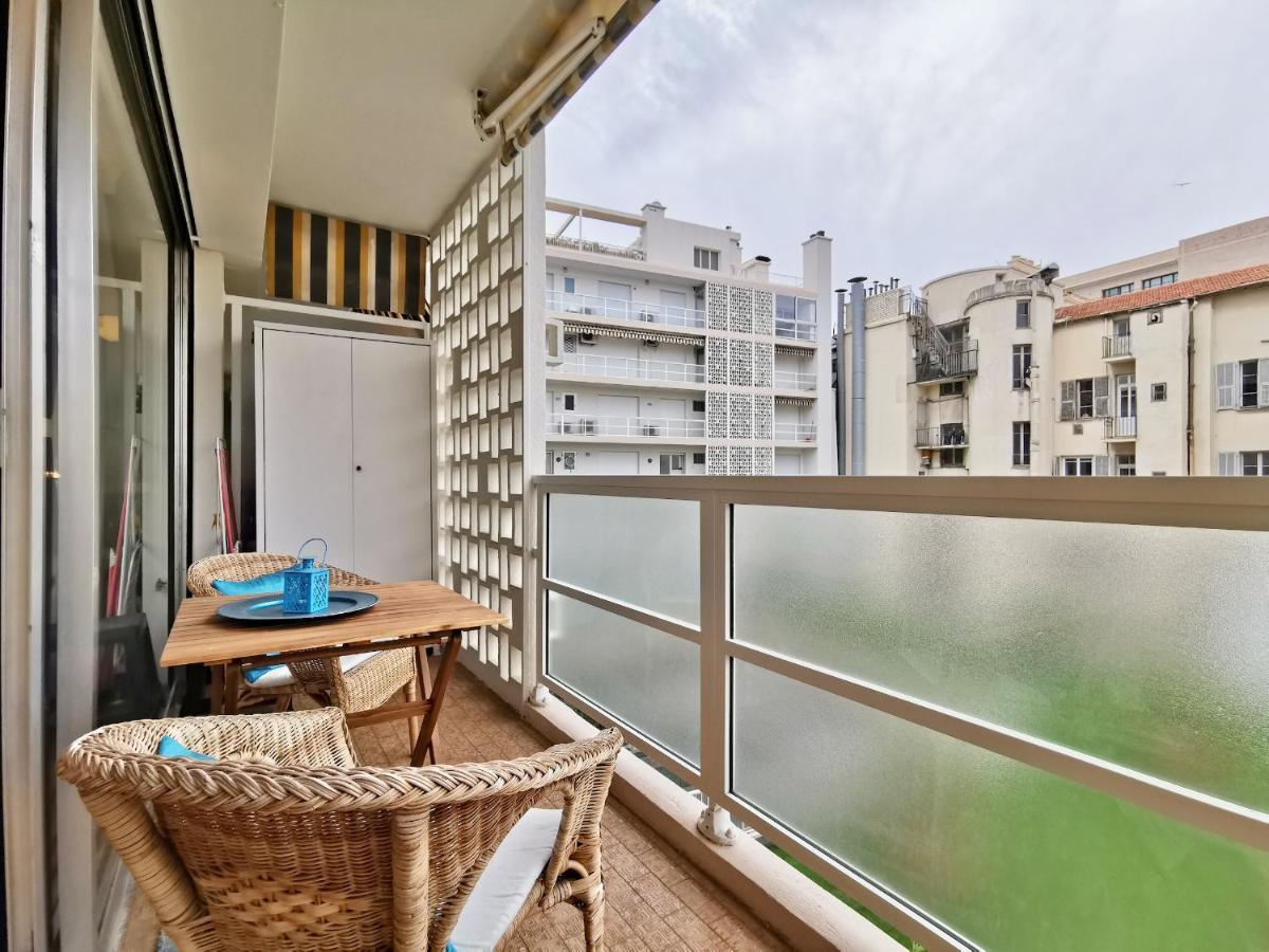 Apartment Studio Royal Lux By Booking Guys
